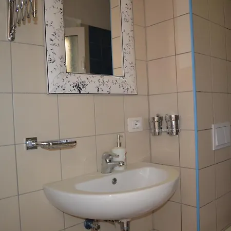 Wonderful House For Rent In Qerret 061 Prázdninový dům *