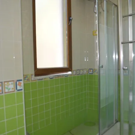 Wonderful House For Rent In Qerret 061 Prázdninový dům Golem (Tirana)