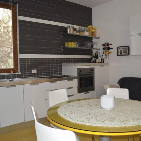 Prázdninový dům Wonderful House For Rent In Qerret 061 *