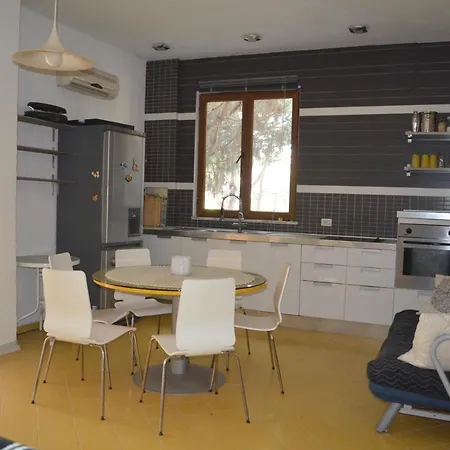 Wonderful House For Rent In Qerret 061 Prázdninový dům
